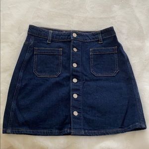 GAP denim skirt size 4